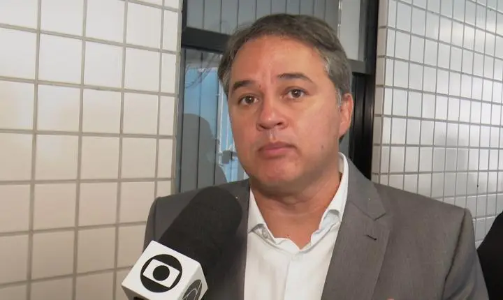 Efraim Filho defende incentivos ao turismo na Paraíba e construção de via costeira no Litoral Sul