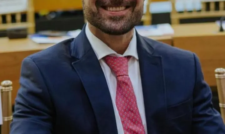 Quem é Caio Roberto, deputado alvo de operação da PF que investiga apoio eleitoral de facção na PB